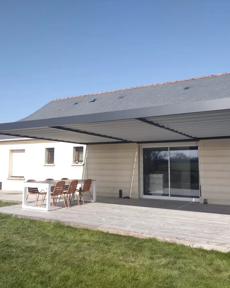 Réalisation de pergolas, carport et stores par CD menuiserie, menuisier à Erdre-en-Anjou
