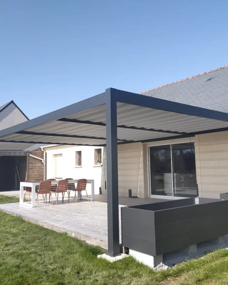 Réalisation de pergolas, carport et stores par CD menuiserie, menuisier à Erdre-en-Anjou